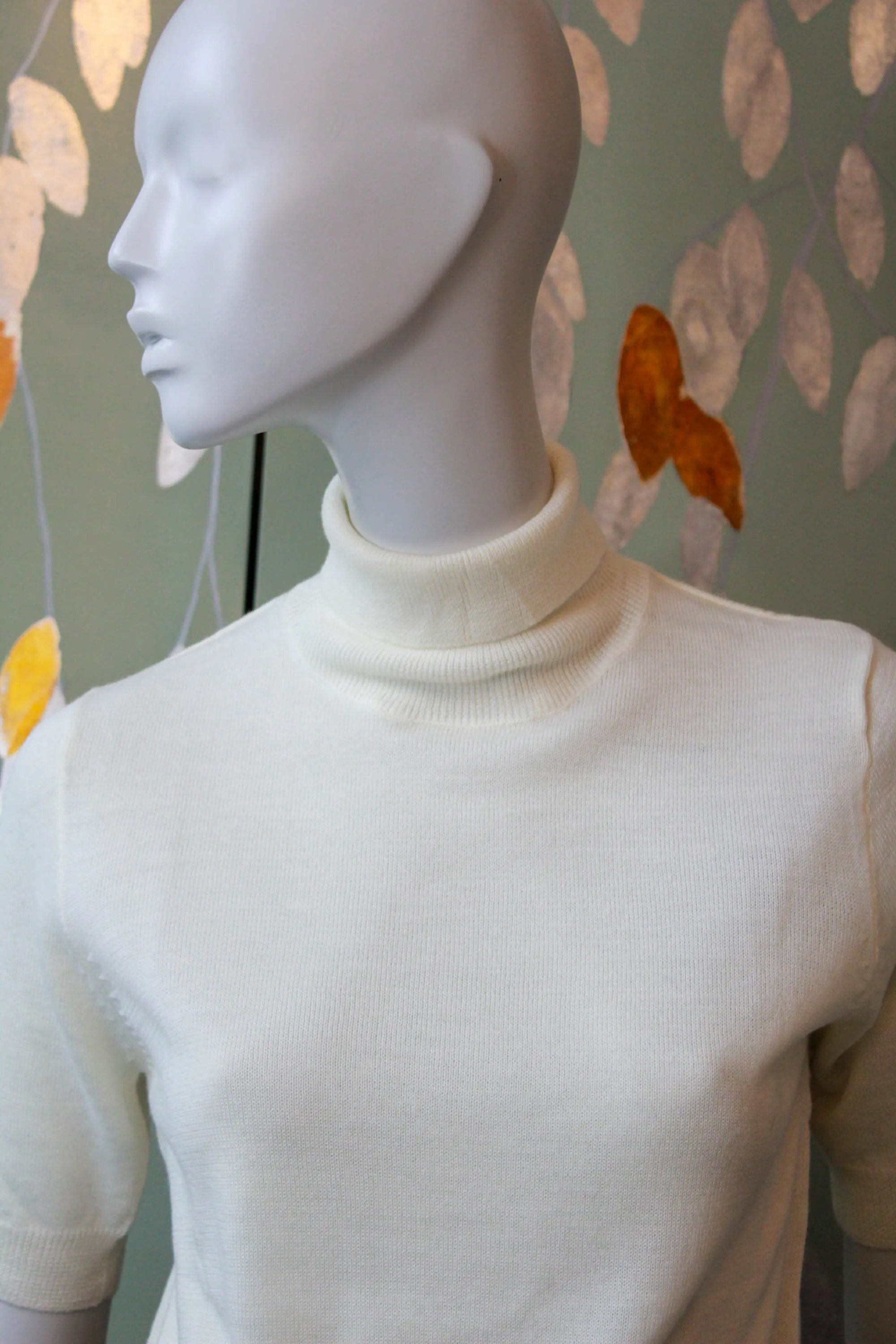 1980s White Knit Mock Neck, Small