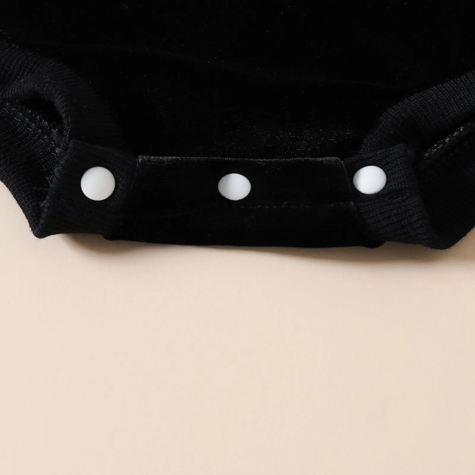 Autumn and Winter New Baby and Toddler Leopard Long Sleeve Letter Printing Triangle Wrapped Fart Bodysuit