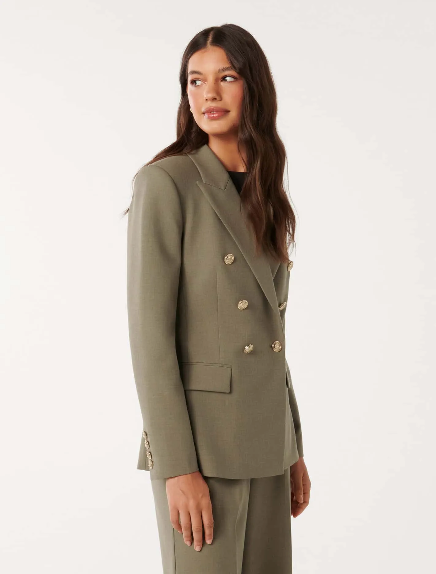 Certainly! Here’s an optimized product title for an e-commerce listing:

Stylish Womens Immie Double Breasted Blazer - Elegant Business Casual Jacket

This title includes modifiers such as Stylish, Womens, Elegant, and Business Casual to enhance its appeal and searchability.