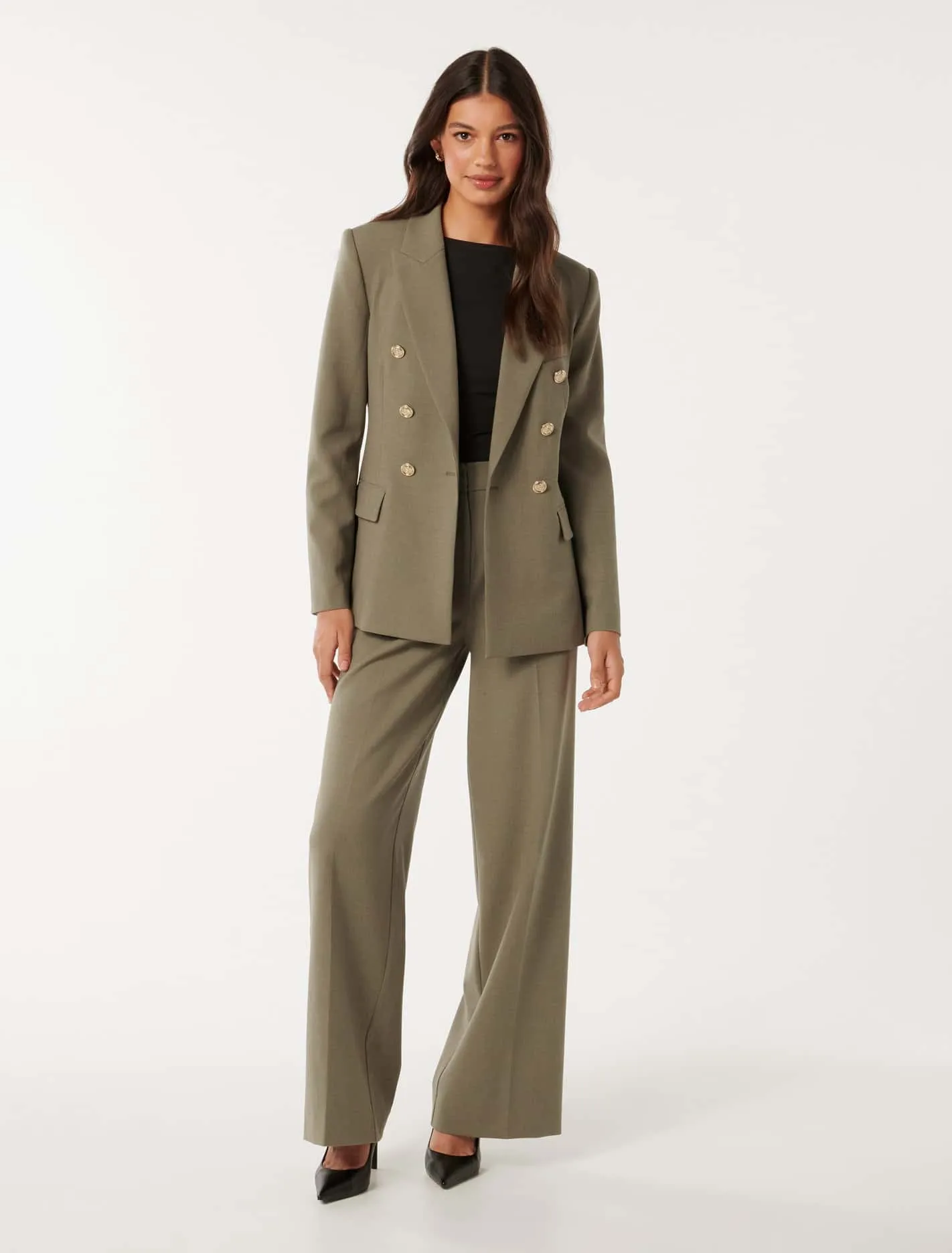 Certainly! Here’s an optimized product title for an e-commerce listing:

Stylish Womens Immie Double Breasted Blazer - Elegant Business Casual Jacket

This title includes modifiers such as Stylish, Womens, Elegant, and Business Casual to enhance its appeal and searchability.