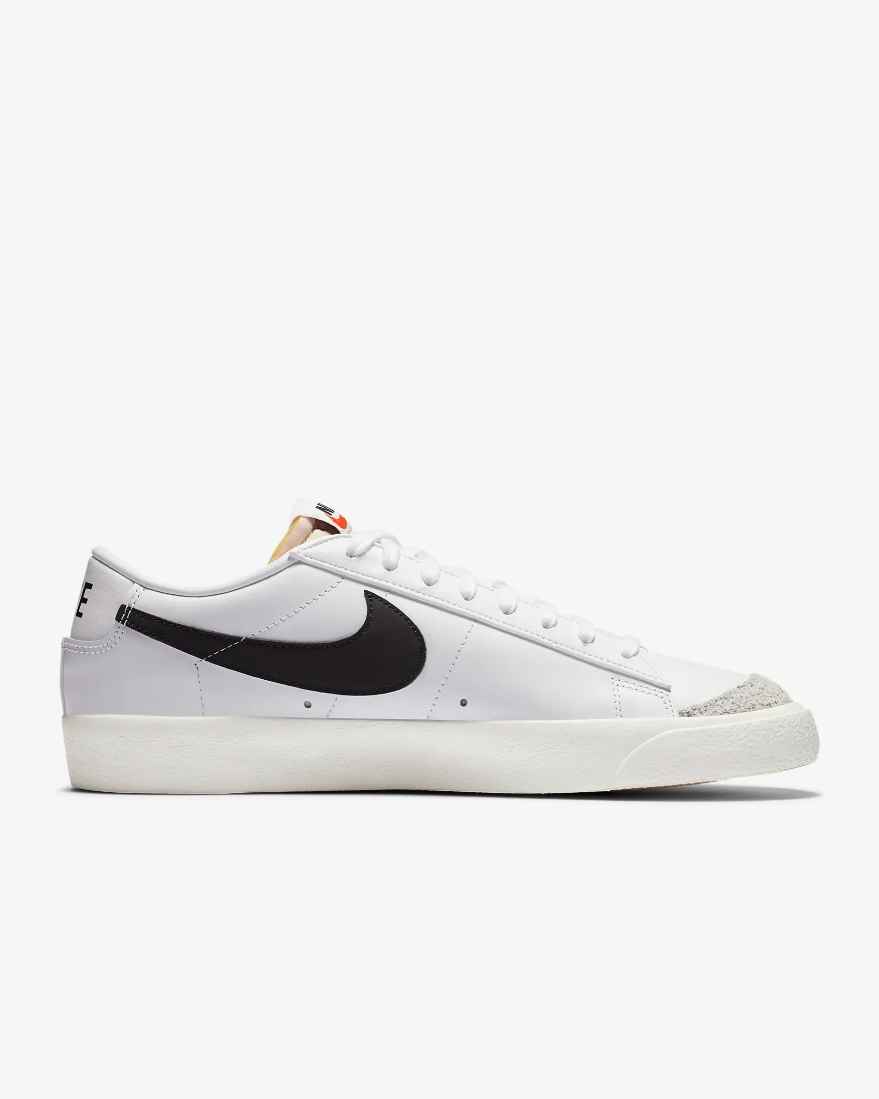 Vintage Nike Mens Blazer Low 77 Shoes - Classic White/Sail/Black Sneakers