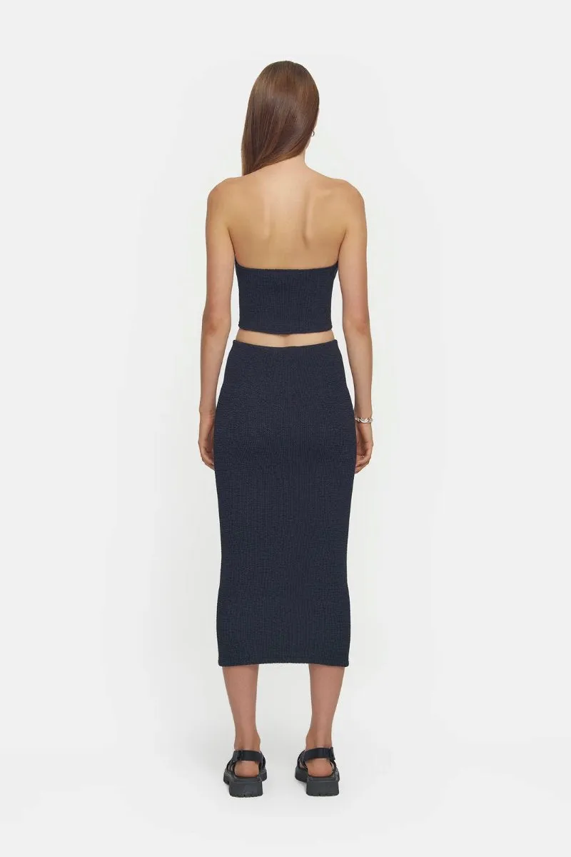 TIMELESS TOP-BLACK